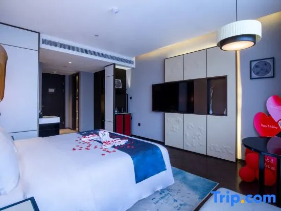 MEHOOD LESTIE Hotel (Changsha West Center, Wangchengpo Metro Station Branch)