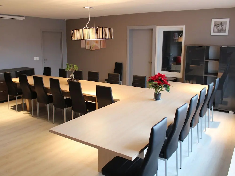 Gorgeous Group Residence For 20 People With Sauna Within Walking Distance Of The Beach