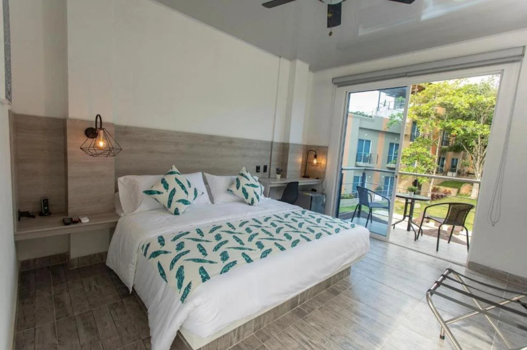 Hotel Natural Hills by H&R