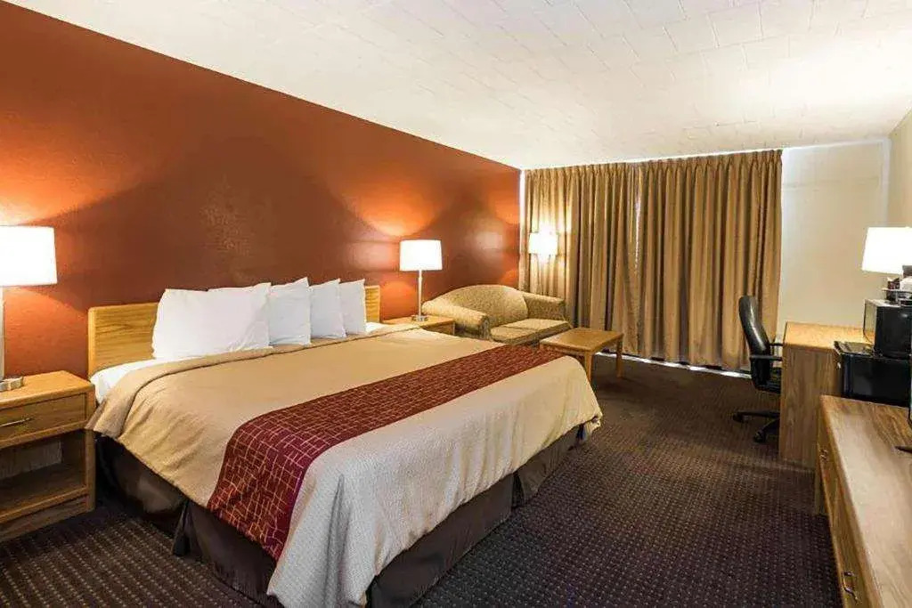 Days Inn by Wyndham Williamsport
