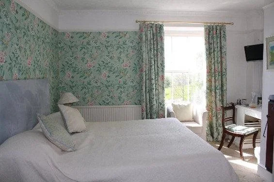 Woodlands Country House