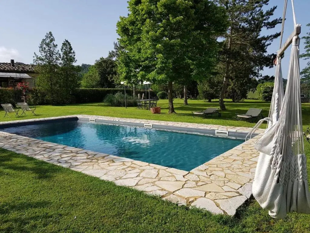 House With one Bedroom in Trequanda, With Shared Pool and Enclosed Garden