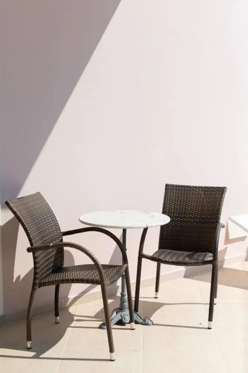 La Casa Rosa Seaside Getaway