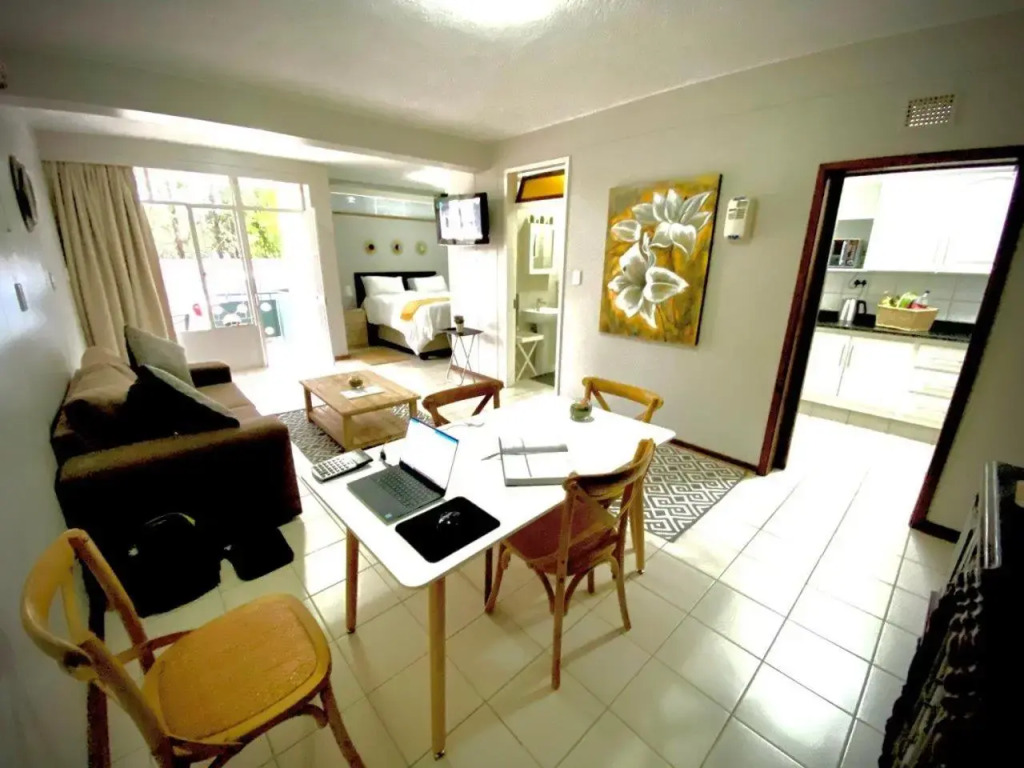 Laboria 102 & 103 (Adults Only)