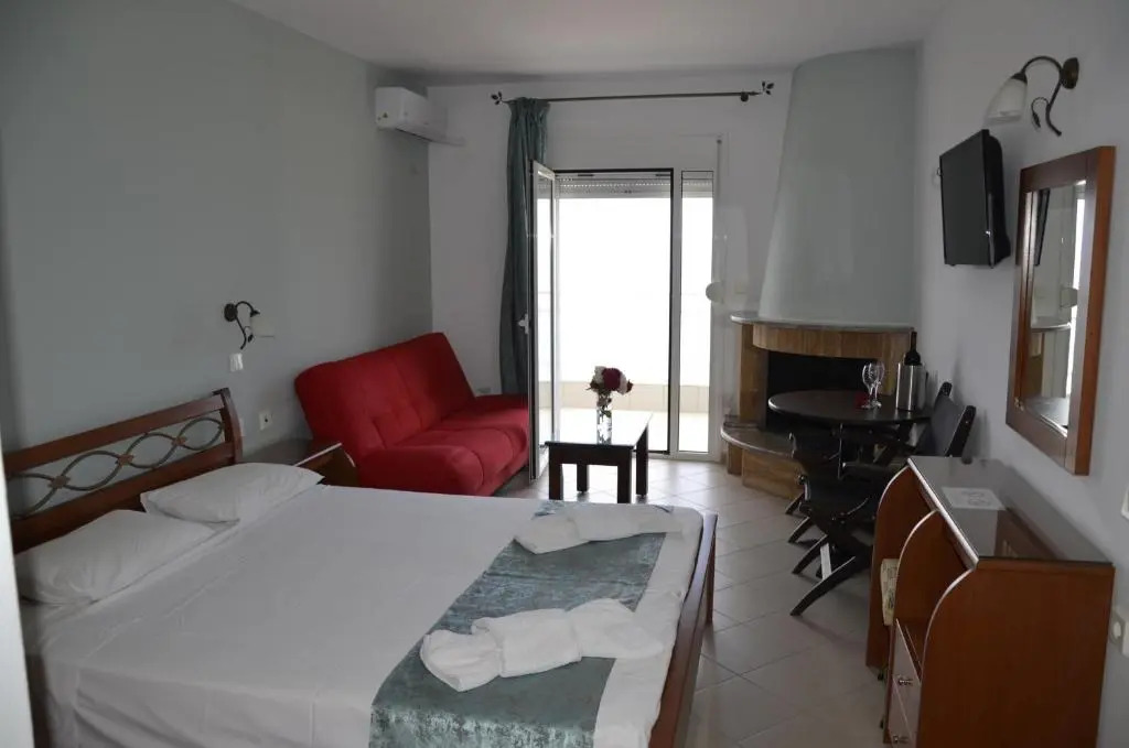Kiwi Hotel
