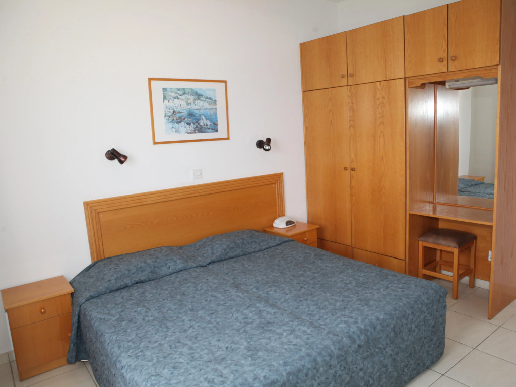 Maistrali Hotel Apts