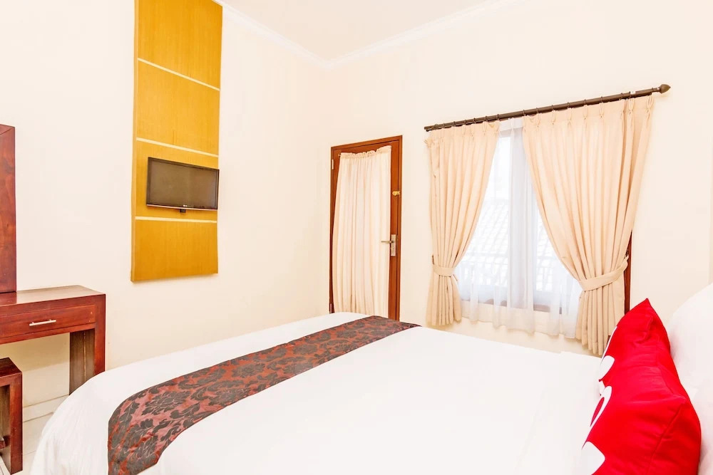 ZEN Rooms Sunshine Dewi Sartika