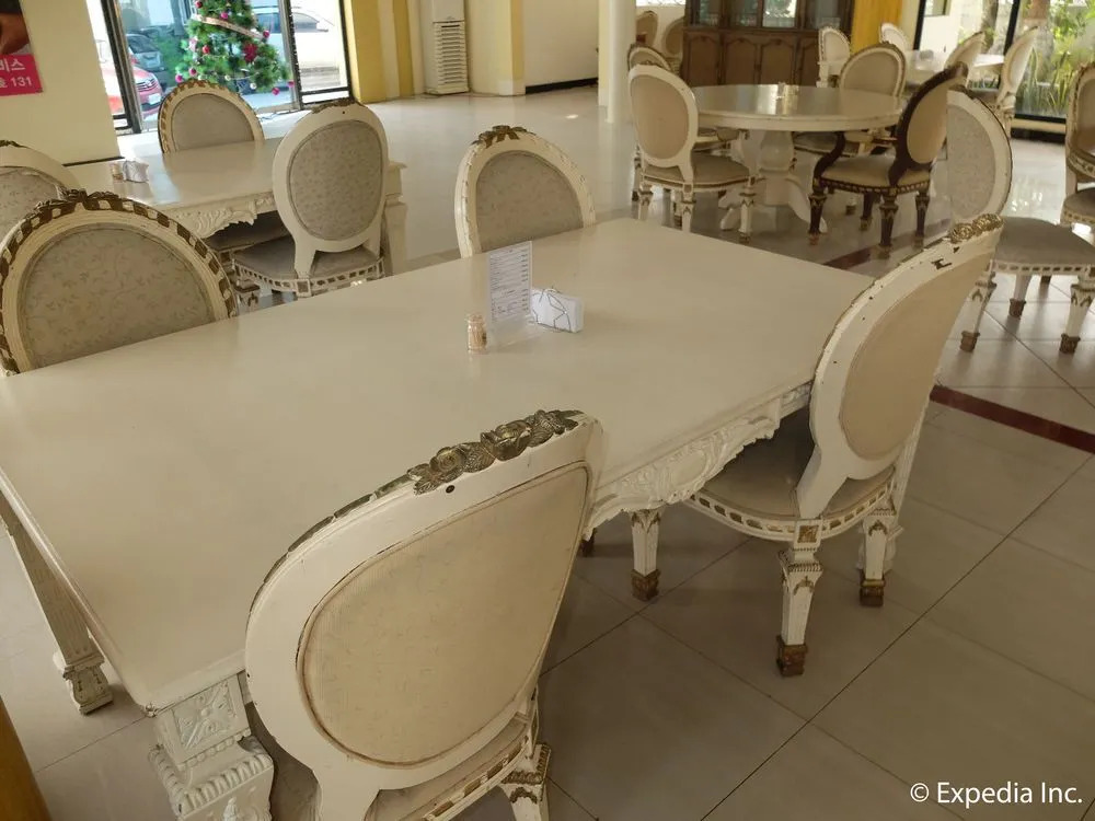Prince Hotel