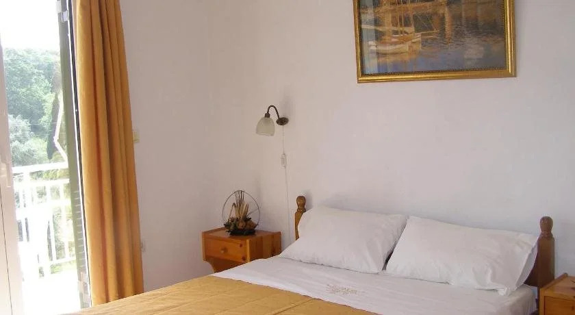Evridiki Apartments
