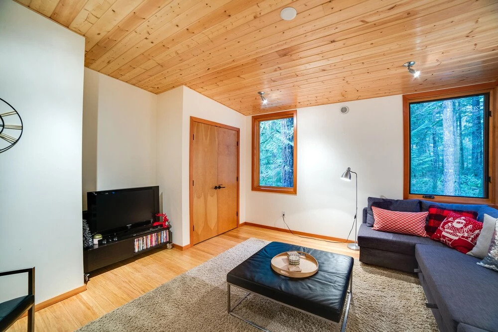 42gs - Hot Tub - Wifi - Sleeps 6 - Pets Ok 2 Bedroom Home