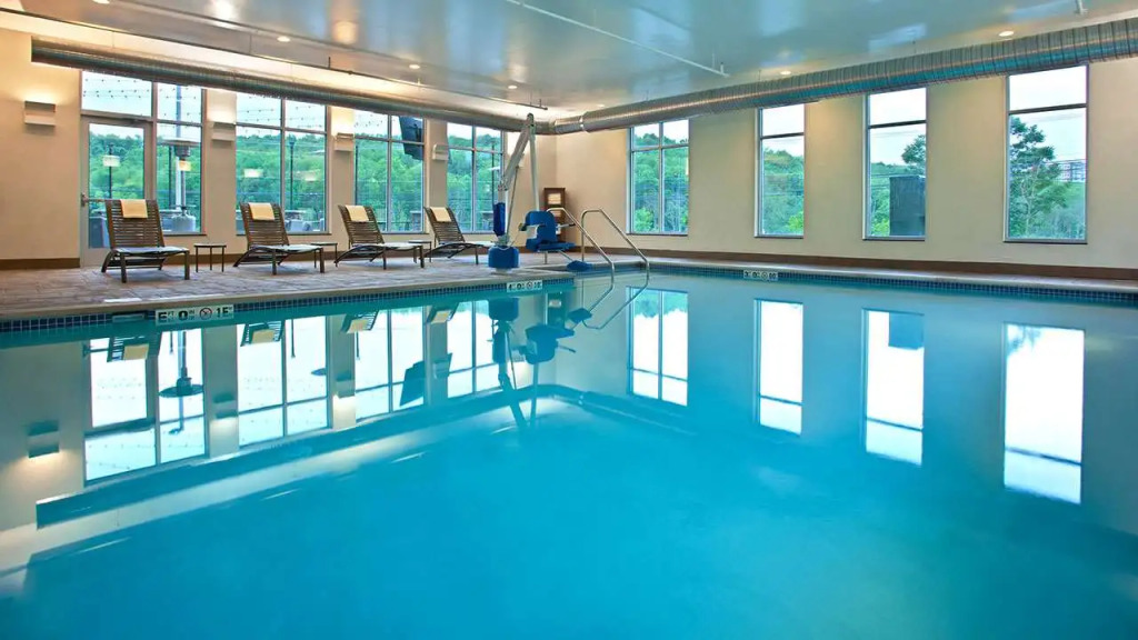 Hyatt Place at The Hollywood Casino / Pittsburgh - South