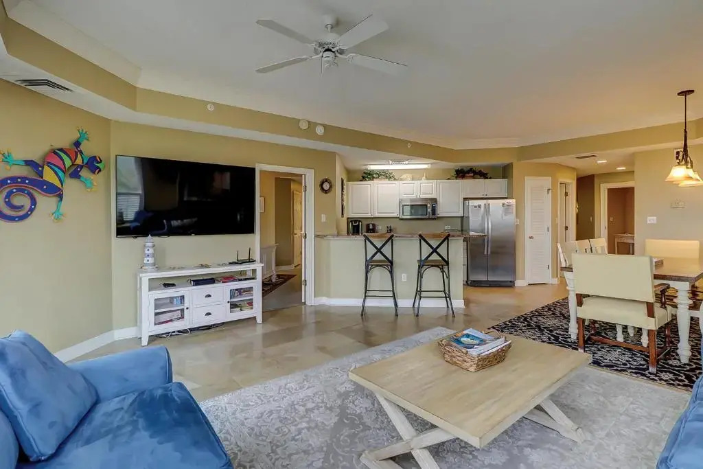 2309 SeaCrest 3 BR Forest Beach Condo