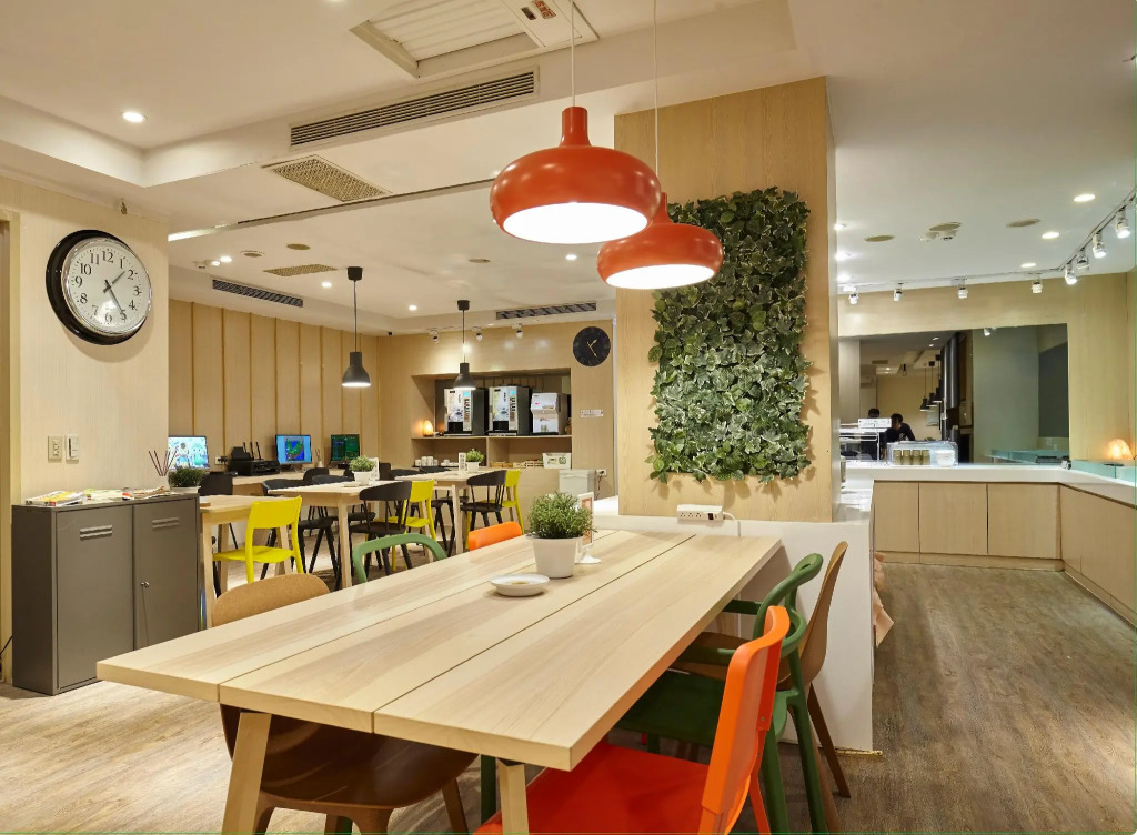 Yomi Hotel - ShuangLian MRT