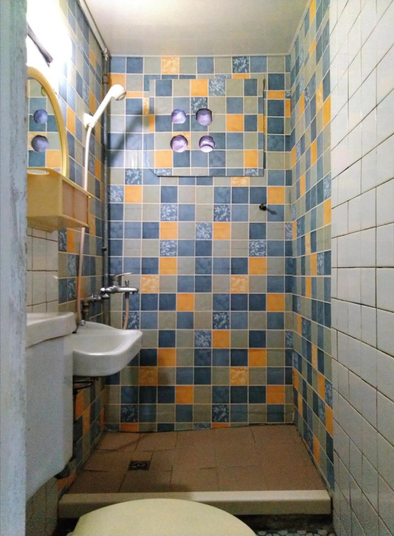 Chia Rong Hostel