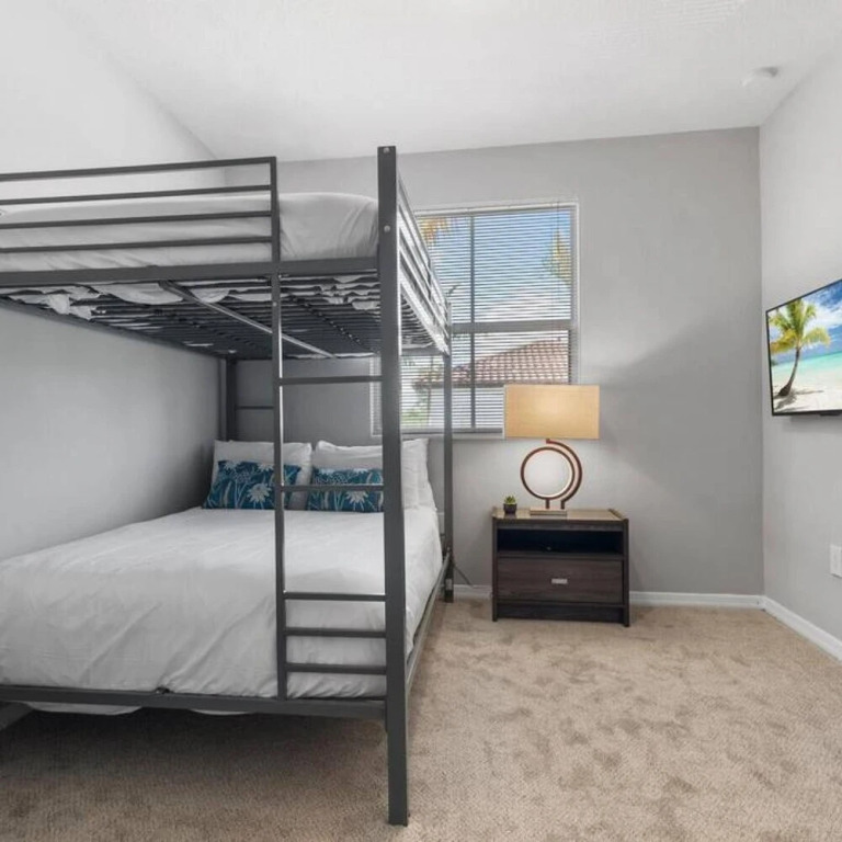 Beautiful Gated Community With Pool Gym Parks Parking