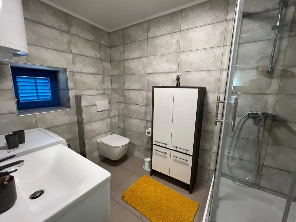 Doneto, apartment in private house