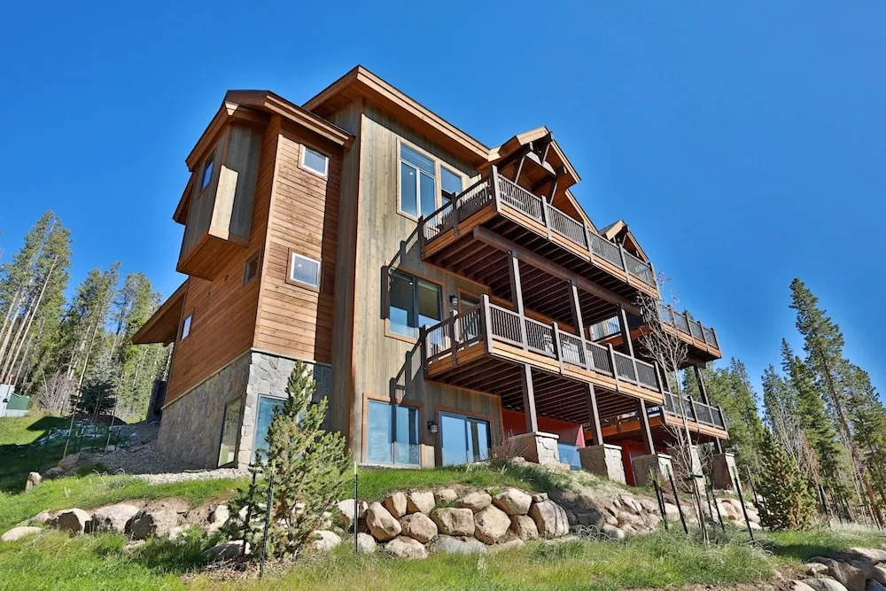 Lakota - 519 Summit Place 6 Bedroom Townhouse