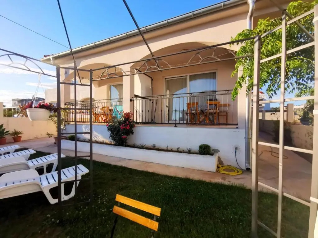 Sea Dream Apartments