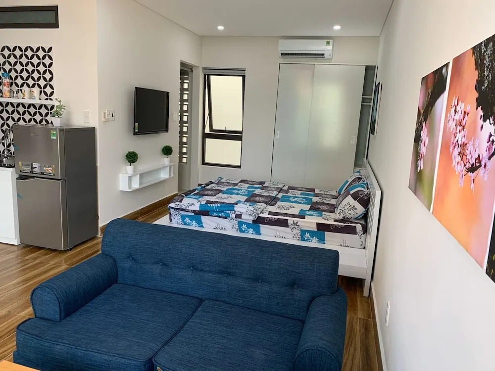 Oyo 1087 Hm Apartment