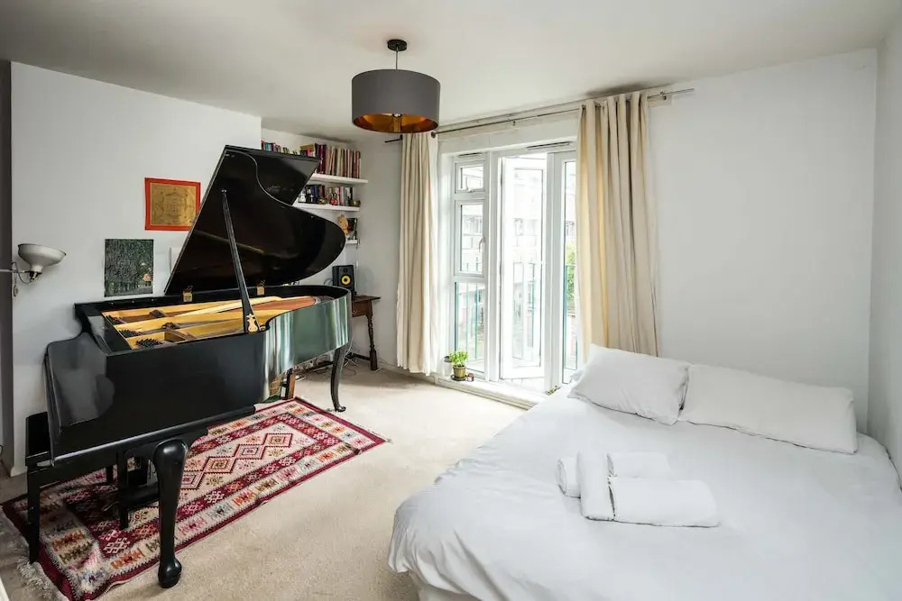 2Bd Stylish Home W/T Grand Piano Central London