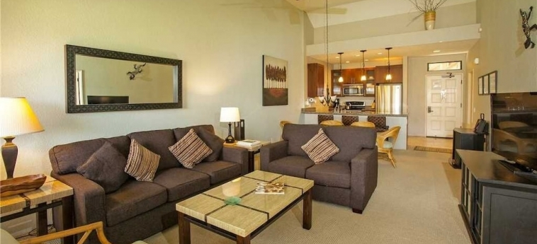 Grand Champions 033 - 2 Br Condo