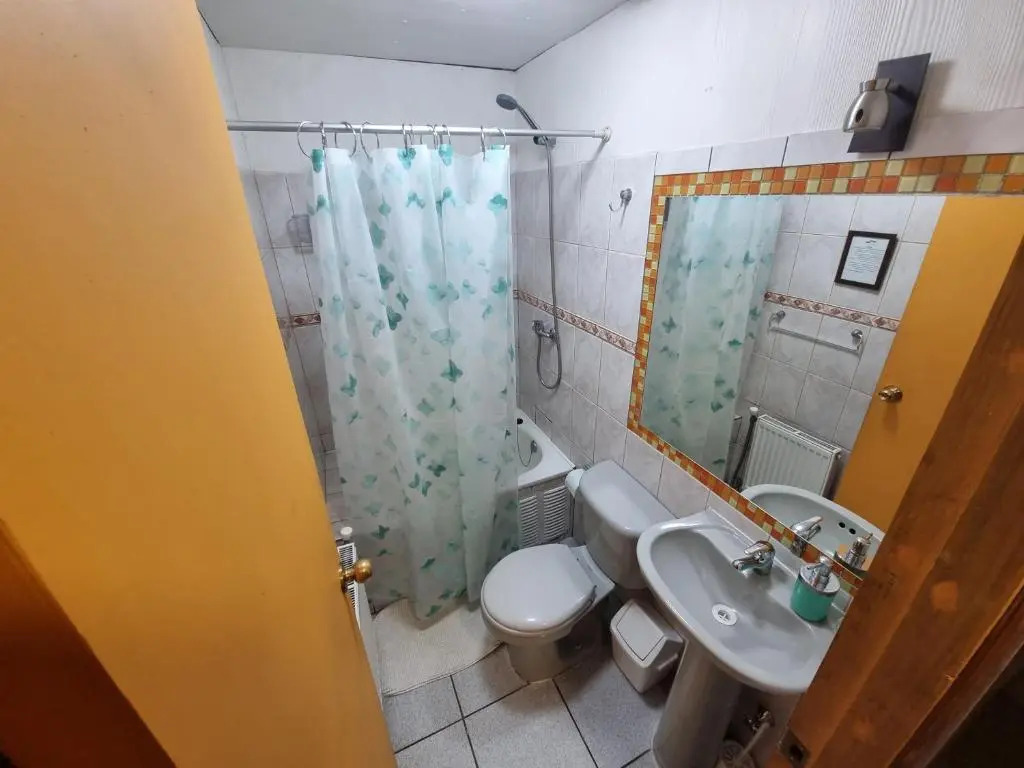 Hostel Torobayo