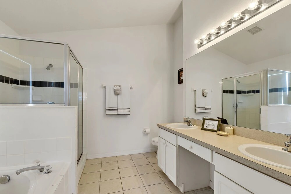 3 Bed Private Rear Games Room Gated Community
