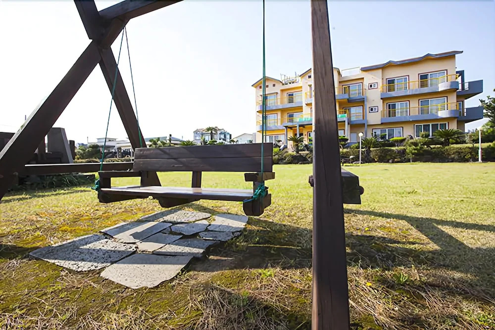 Seogwipo Getbawi Pension