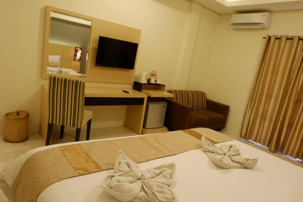 Ataya Hotel