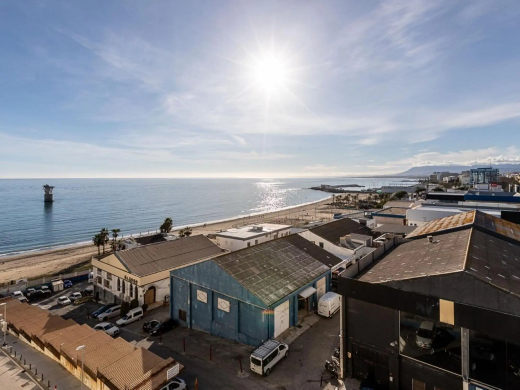 First line beach apartment 318