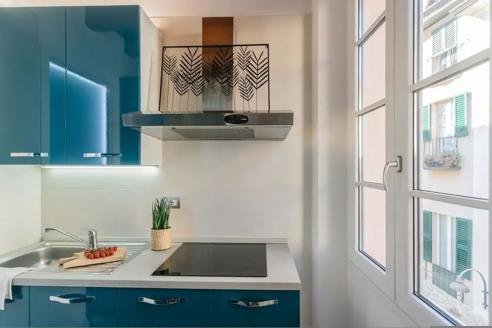 Domus in Como by Rent All Como
