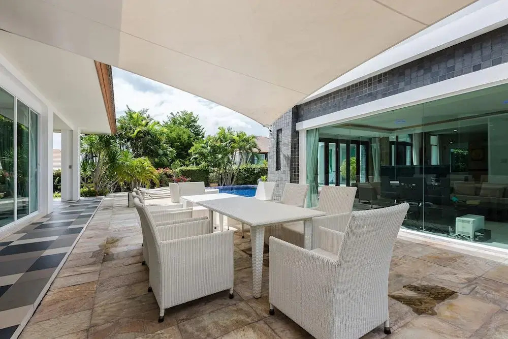 Unique Pool Villa with 5 Bedrooms and Sea View PM-C1