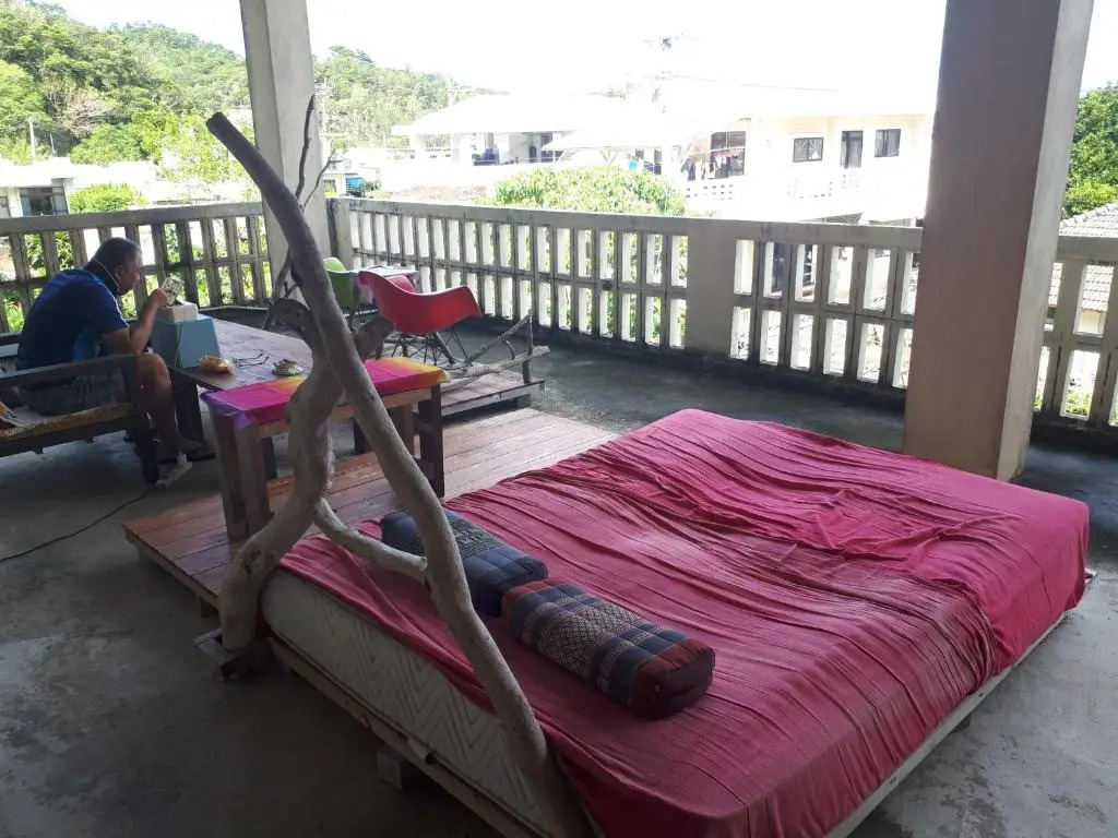 backpackers guesthouse Border
