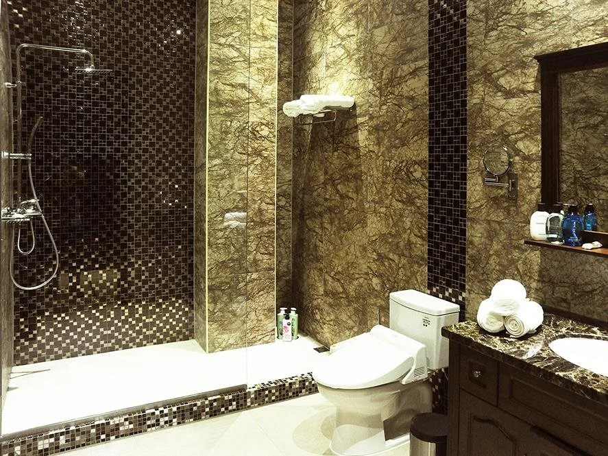 Soyol Hotel
