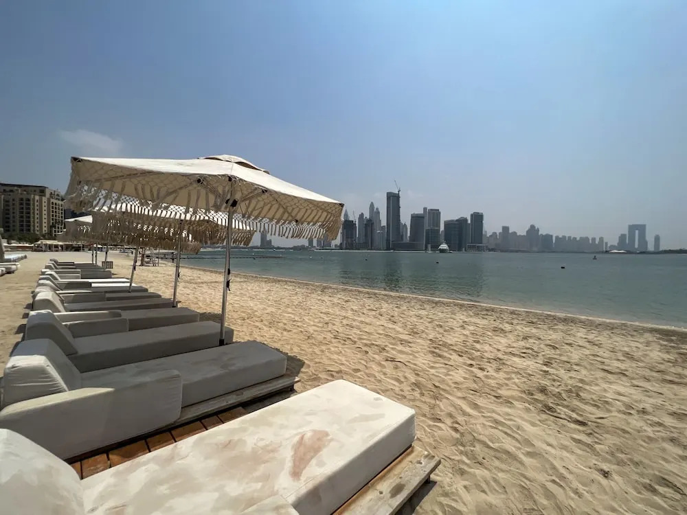 Palm Jumeirah 1BR Rooftop Infinity Pool