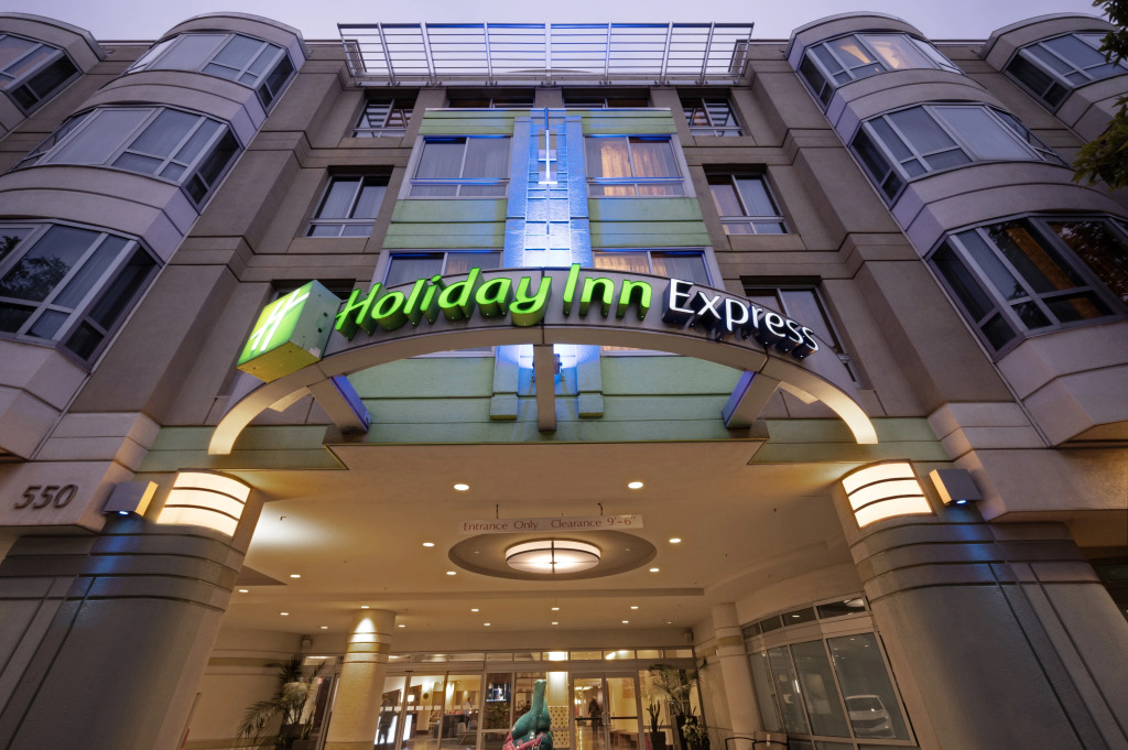 Holiday Inn Express Hotel & Suites Fishermans Wharf by IHG