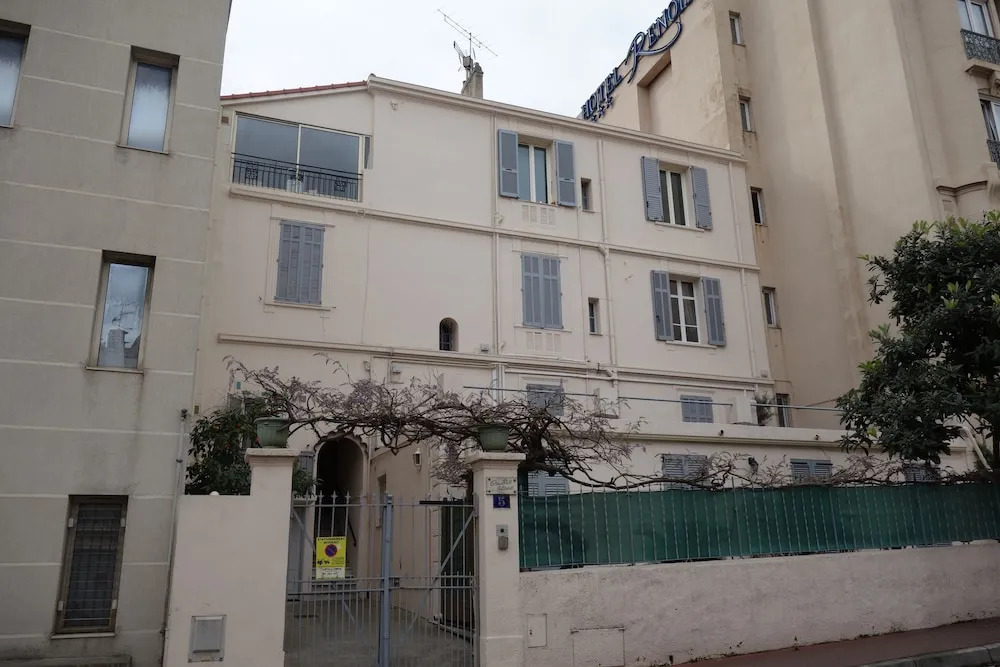 Welcome to Cannes - Cavell