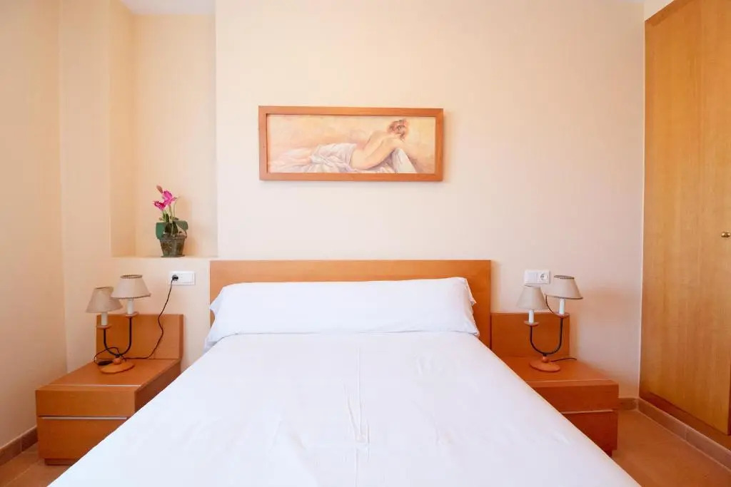 Global Properties, Apartamento en Marjal de Corinto con Piscina