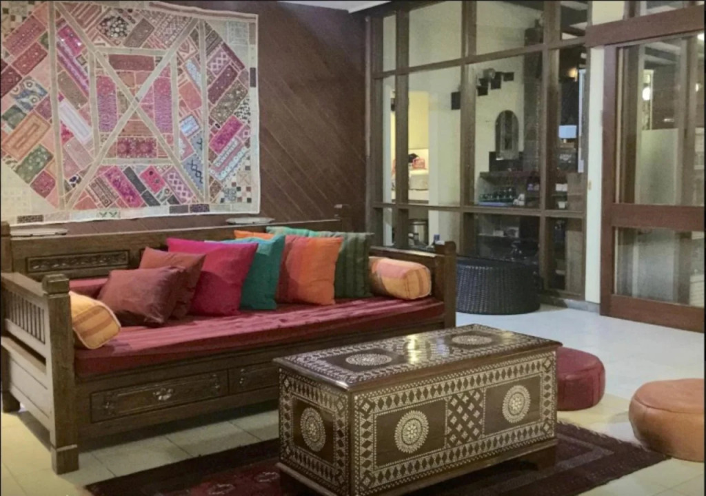 Take Me Home Family Guest House Dago