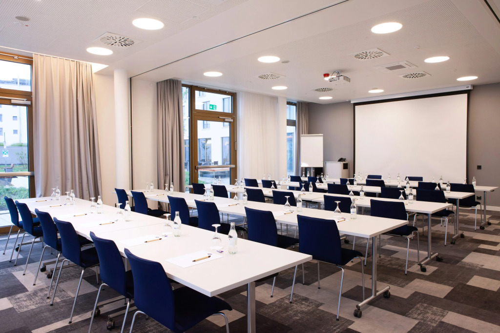 Hampton By Hilton Stuttgart Airport