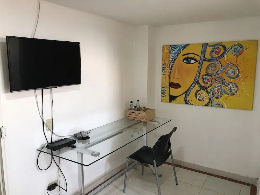 Hotel Plaza Mayor Suites