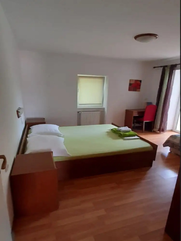 Apartments Snjezana