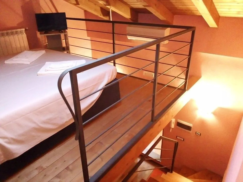 Bellini Loft Guest House
