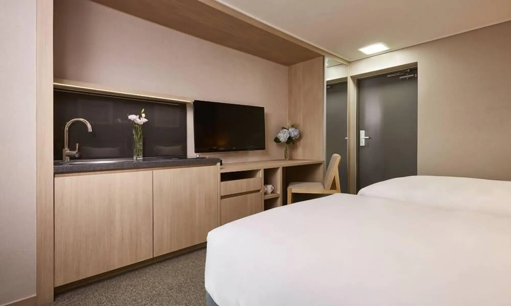 Raonstay in Perla Hotel