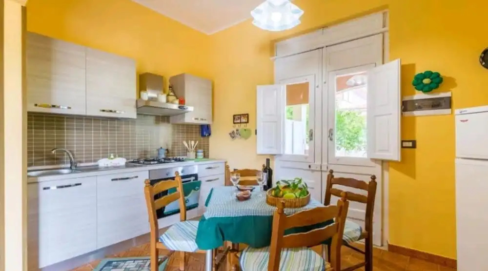 Apartment with 2 Bedrooms in Avola, with Enclosed Garden - 150 M From the Beach