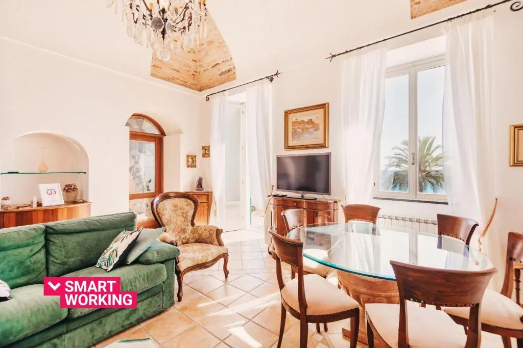 Appartamento Fronte Mare a Ospedaletti by Wonderful Italy