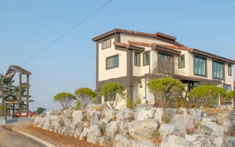 Seosan Woongdo Story Pension