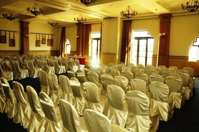 Crowne Plaza Resort