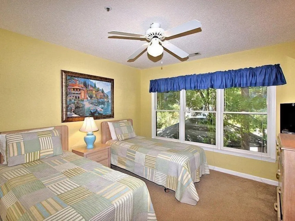 Ocean Breeze 23