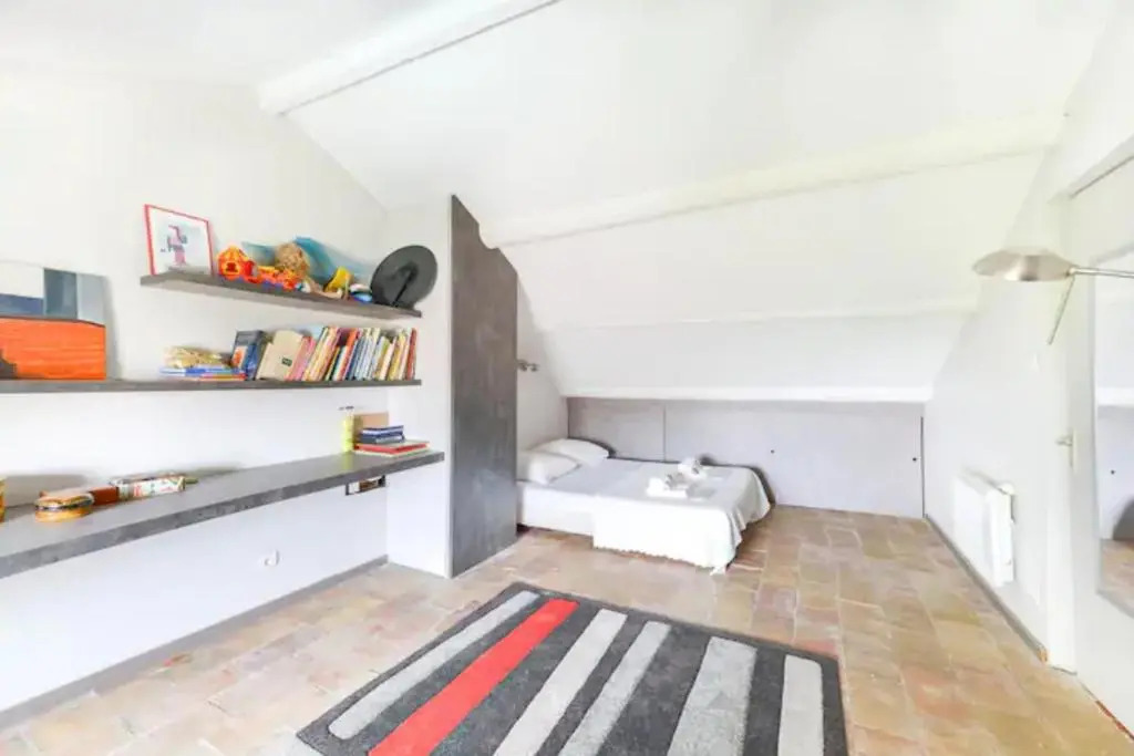 MAGNIFIQUE VILLA À 10 MINUTES À PIED DU CENTRE-VILLE D'AVIGNON WiFI GRATUIT